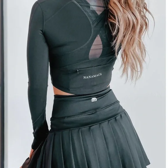 Nana Mac’s Peak Performance cropped mesh panel jacket - Picture 2 of 4